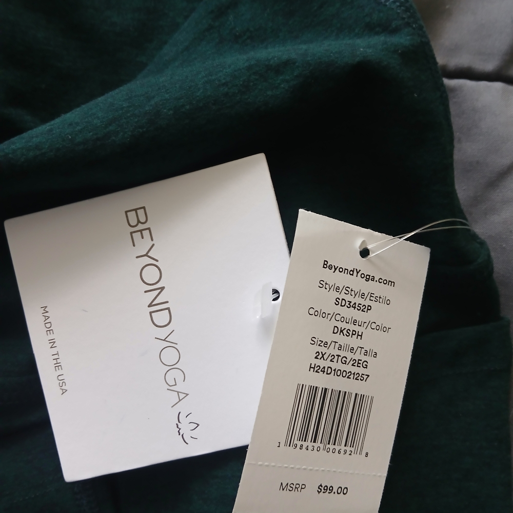 Beyond Yoga Forest Green Leggings